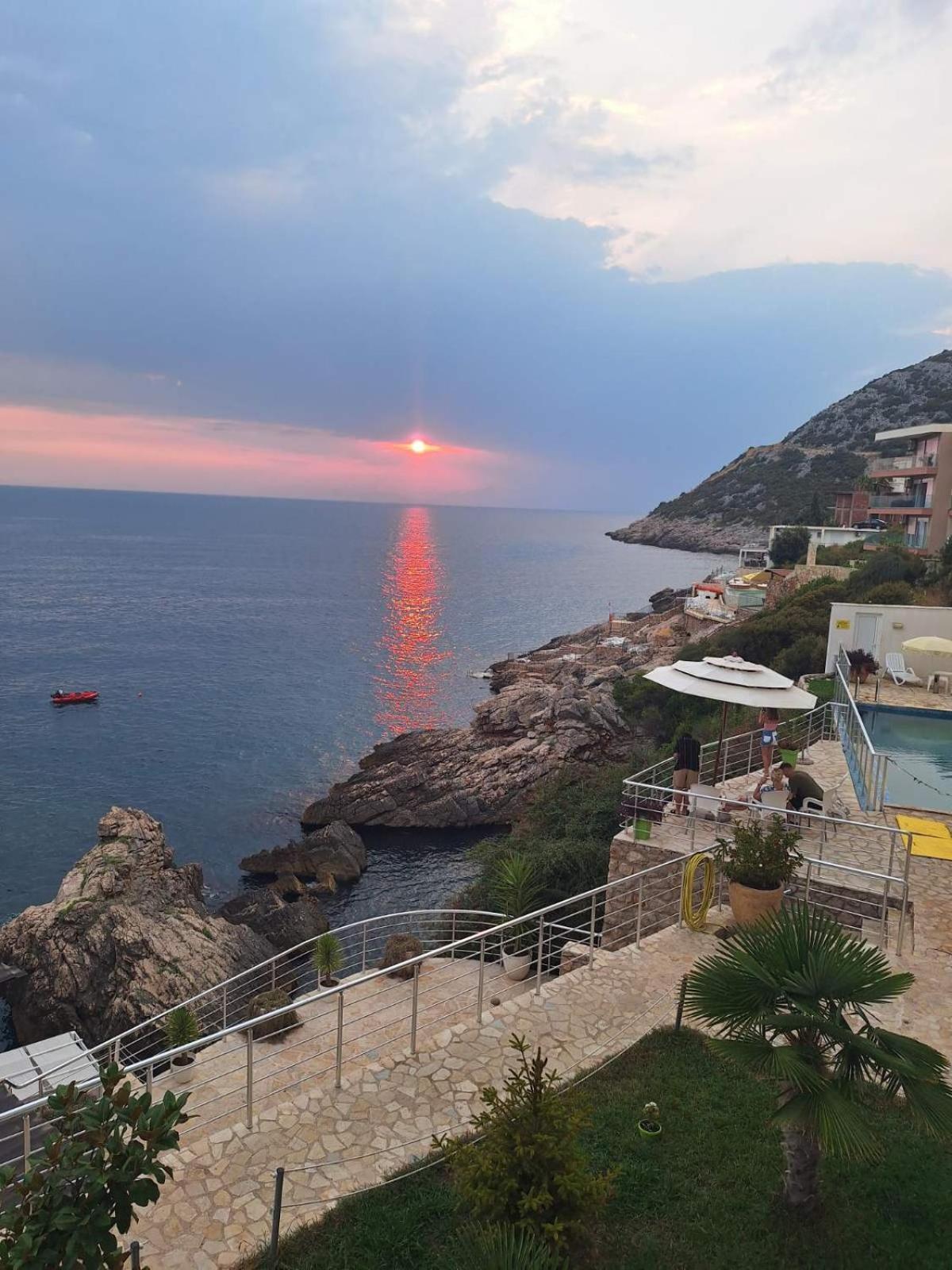 Paradise Beachfront View 1 Бар Екстер'єр фото